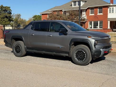 New 2026 Chevrolet Silverado EV Trail Boss image 2