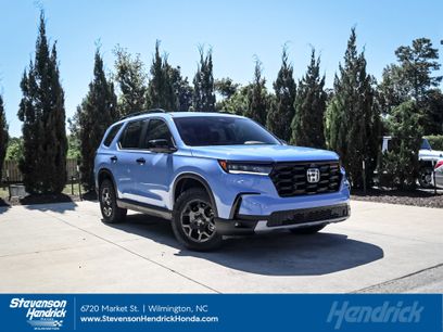 New 2025 Honda Pilot TrailSport