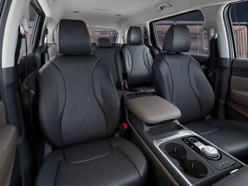 New 2026 Kia Carnival EX FWD image 15