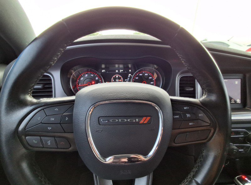 Used 2020 Dodge Charger SXT RWD image 13
