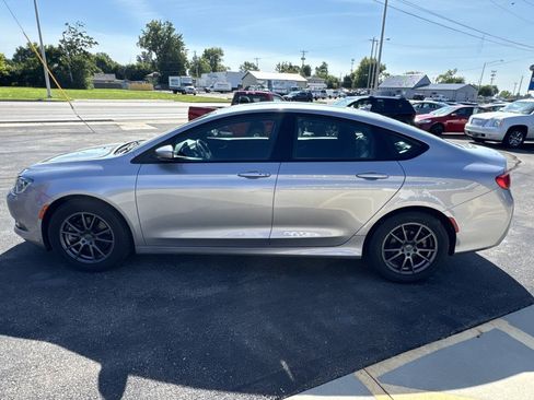 Used 2015 Chrysler 200 S w/ Navigation & Sound Group I FWD image 7