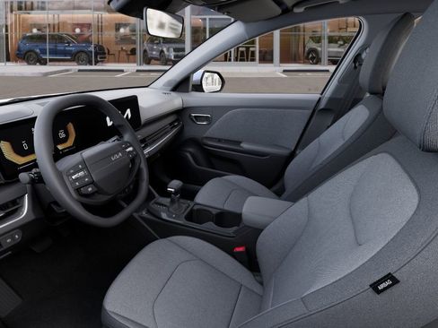 New 2026 Kia K4 FWD image 17