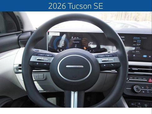 Used 2026 Hyundai Tucson SE FWD image 11