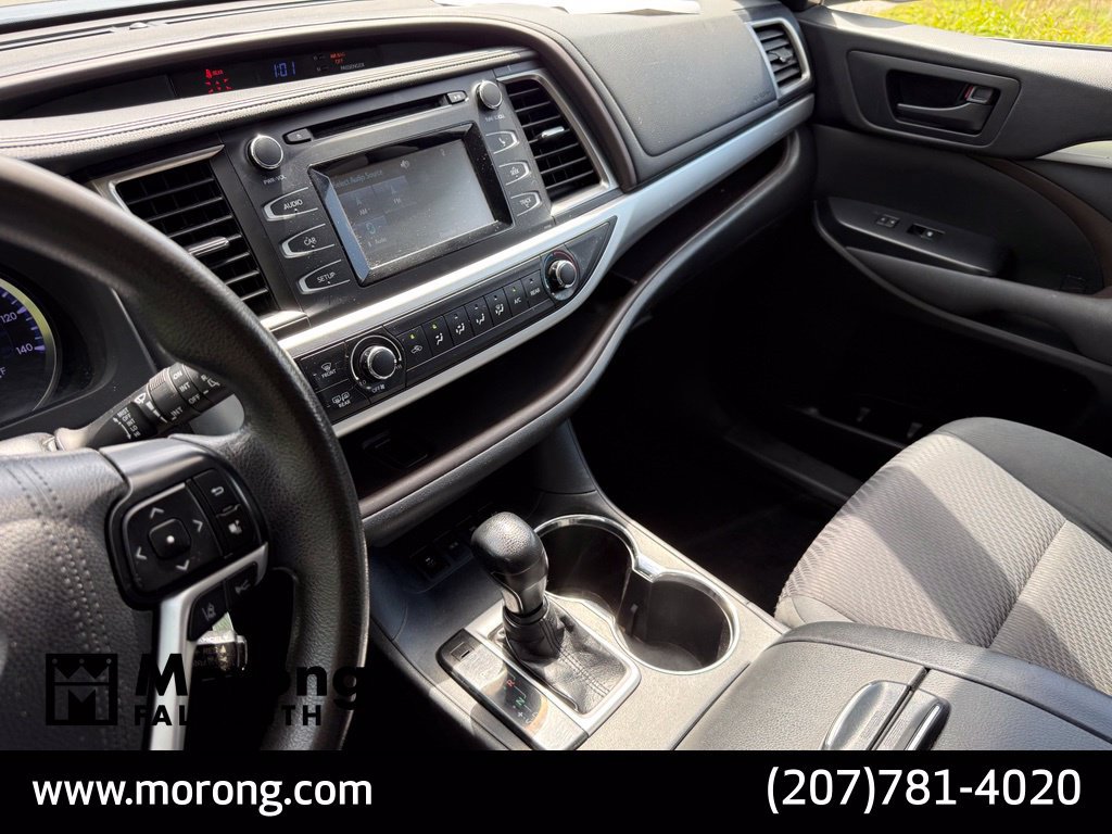 Used 2018 Toyota Highlander LE AWD/4WD image 42