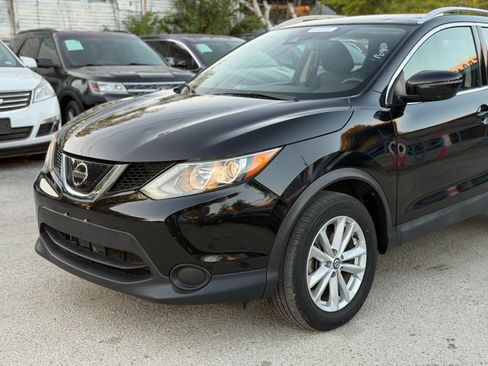 Used 2019 Nissan Rogue Sport SV image 6