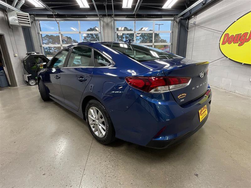 Used 2018 Hyundai Sonata SE FWD image 3