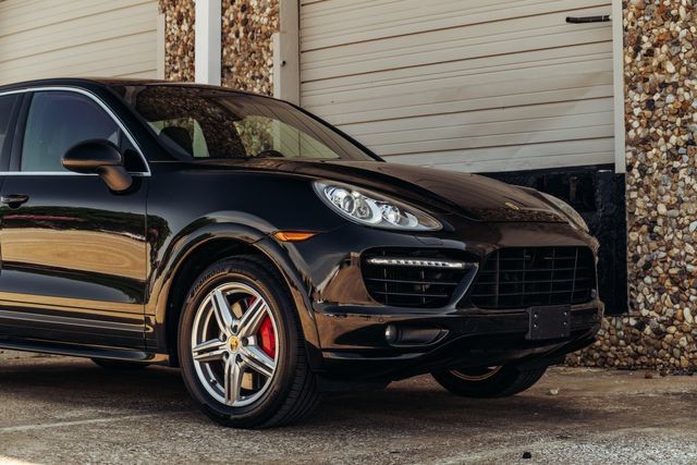 Used 2012 Porsche Cayenne Turbo AWD/4WD image 44