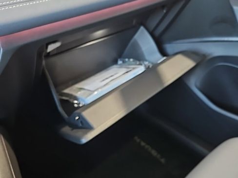 New 2026 Volkswagen Tiguan SE R-Line image 30