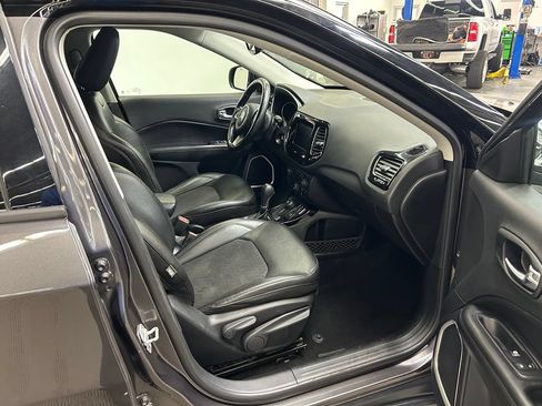 Used 2021 Jeep Compass Latitude AWD/4WD image 11