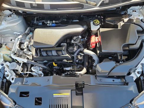 Used 2020 Nissan Rogue Sport S image 13