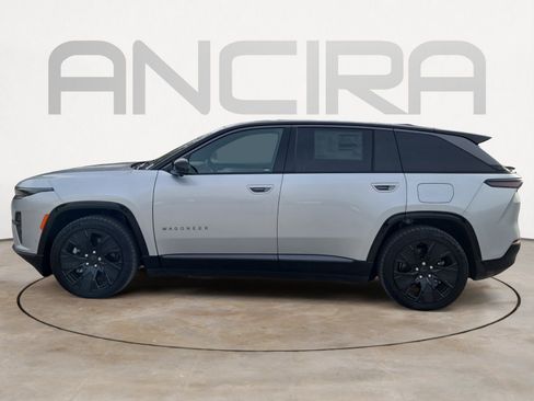 New 2025 Jeep Wagoneer S Launch Edition image 7