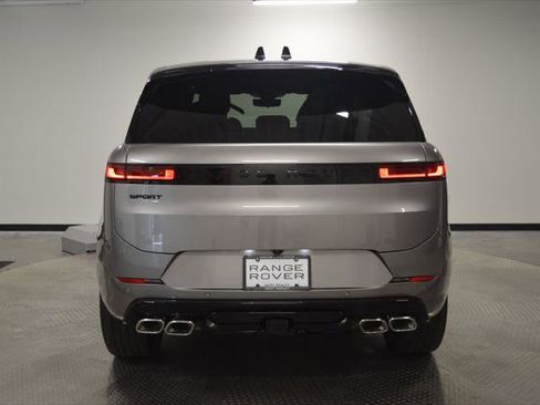 New 2026 Land Rover Range Rover Sport Dynamic SE AWD/4WD image 4