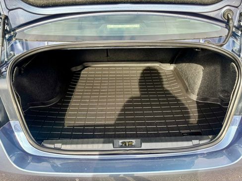 Used 2017 Subaru Legacy 2.5i Limited image 34