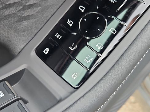 Used 2025 Audi A5 2.0T Premium Plus image 21