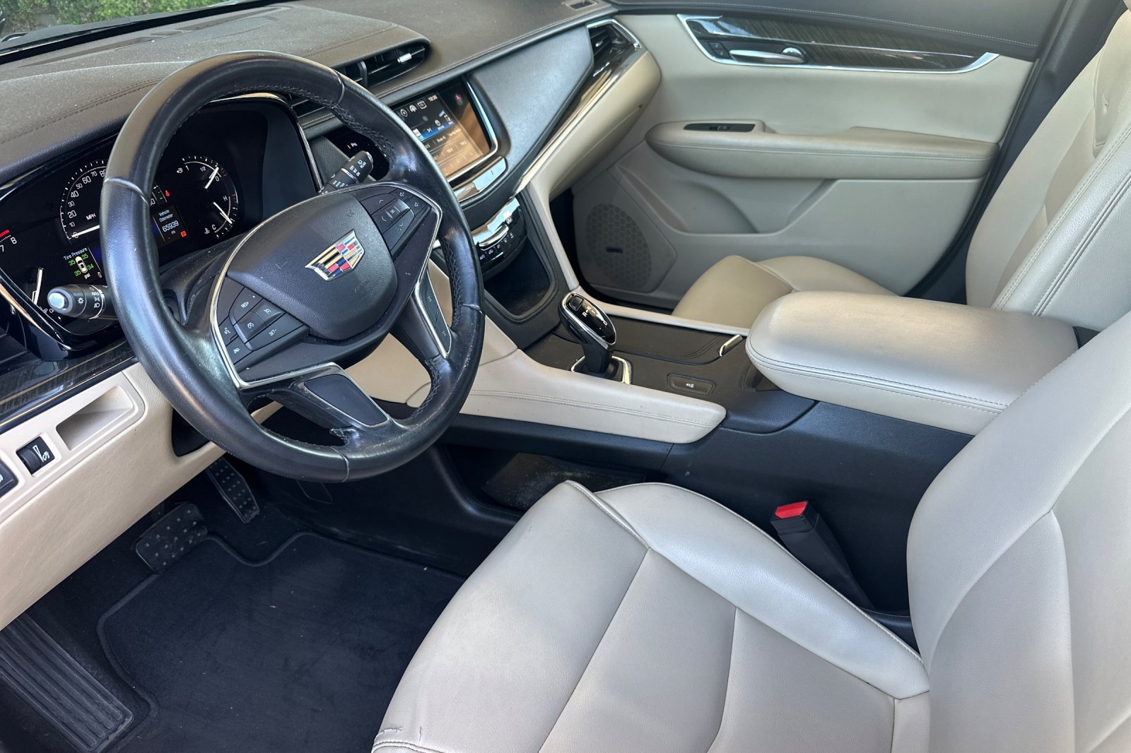 Used 2019 Cadillac XT5 FWD image 10