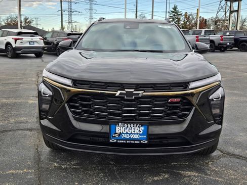 New 2026 Chevrolet Trax RS w/ Sunroof Package image 2