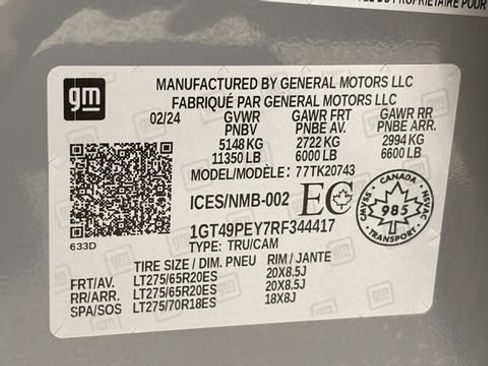 Used 2024 GMC Sierra 2500 AT4 w/ Technology Package AWD/4WD image 46