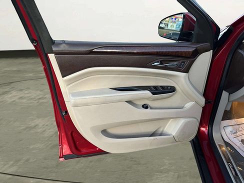 Used 2014 Cadillac SRX Luxury w/ Driver Awareness Package image 10