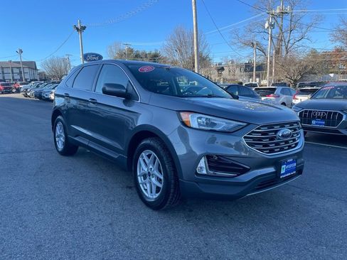 Used 2021 Ford Edge SEL w/ Cargo Accessory Package image 8