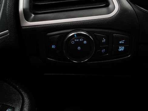 Used 2021 Ford Edge ST-Line FWD image 23