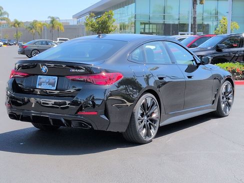 New 2026 BMW M440i w/ Premium Package RWD image 10