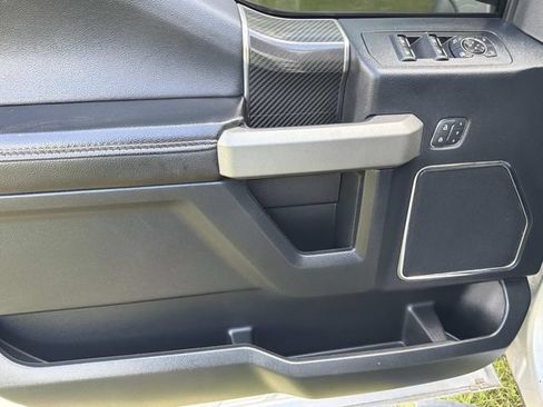 Used 2019 Ford F150 Raptor w/ Equipment Group 802A Luxury AWD/4WD image 20