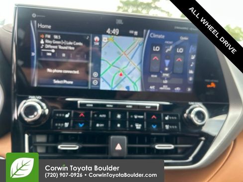 Used 2021 Toyota Highlander Platinum AWD/4WD image 30