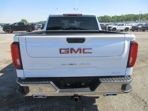 New 2026 GMC Sierra 1500 SLT w/ SLT Premium Package AWD/4WD image 5