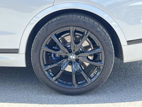 Used 2024 BMW X7 xDrive40i w/ Executive Package AWD/4WD image 13