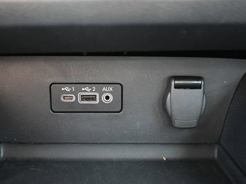 Used 2025 Nissan Altima 2.5 SV FWD image 30
