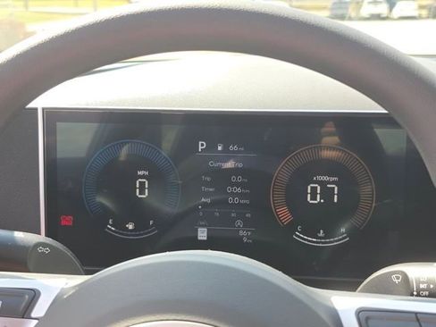 Certified 2026 Hyundai Tucson SE AWD/4WD image 9