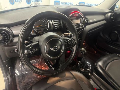 Used 2016 MINI Cooper 2-Door Hardtop FWD image 8