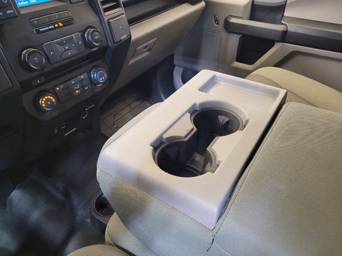 Used 2015 Ford F150 XL w/ Equipment Group 101A Mid image 26