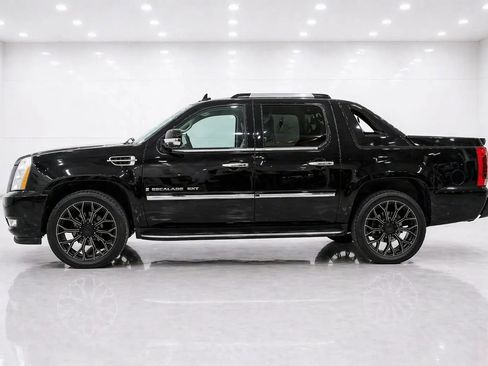 Used 2008 Cadillac Escalade EXT AWD/4WD image 2