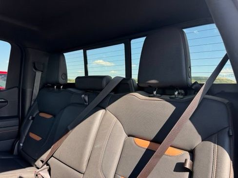 Used 2024 GMC Sierra 1500 AT4 w/ Technology Package AWD/4WD image 19