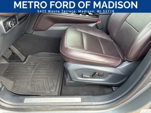 Certified 2025 Ford Explorer Platinum AWD/4WD image 12