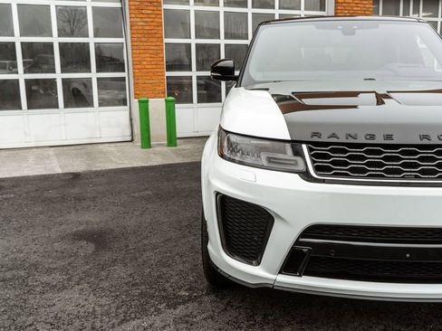 Used 2020 Land Rover Range Rover Sport SVR image 44