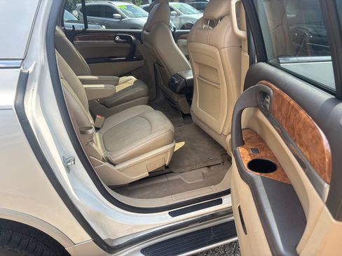 Used 2012 Buick Enclave Premium FWD image 13