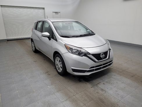 Used 2018 Nissan Versa Note SV FWD image 13