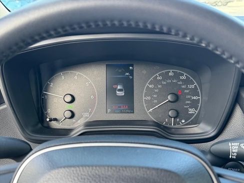 Used 2024 Toyota Corolla SE w/ SE Package image 19