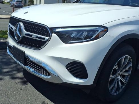 Used 2025 Mercedes-Benz GLC 300 4MATIC image 7
