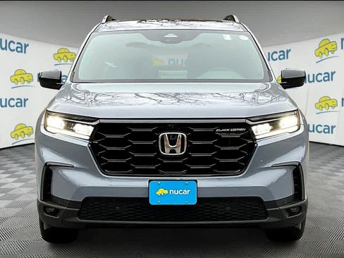 New 2025 Honda Pilot Black Edition image 3