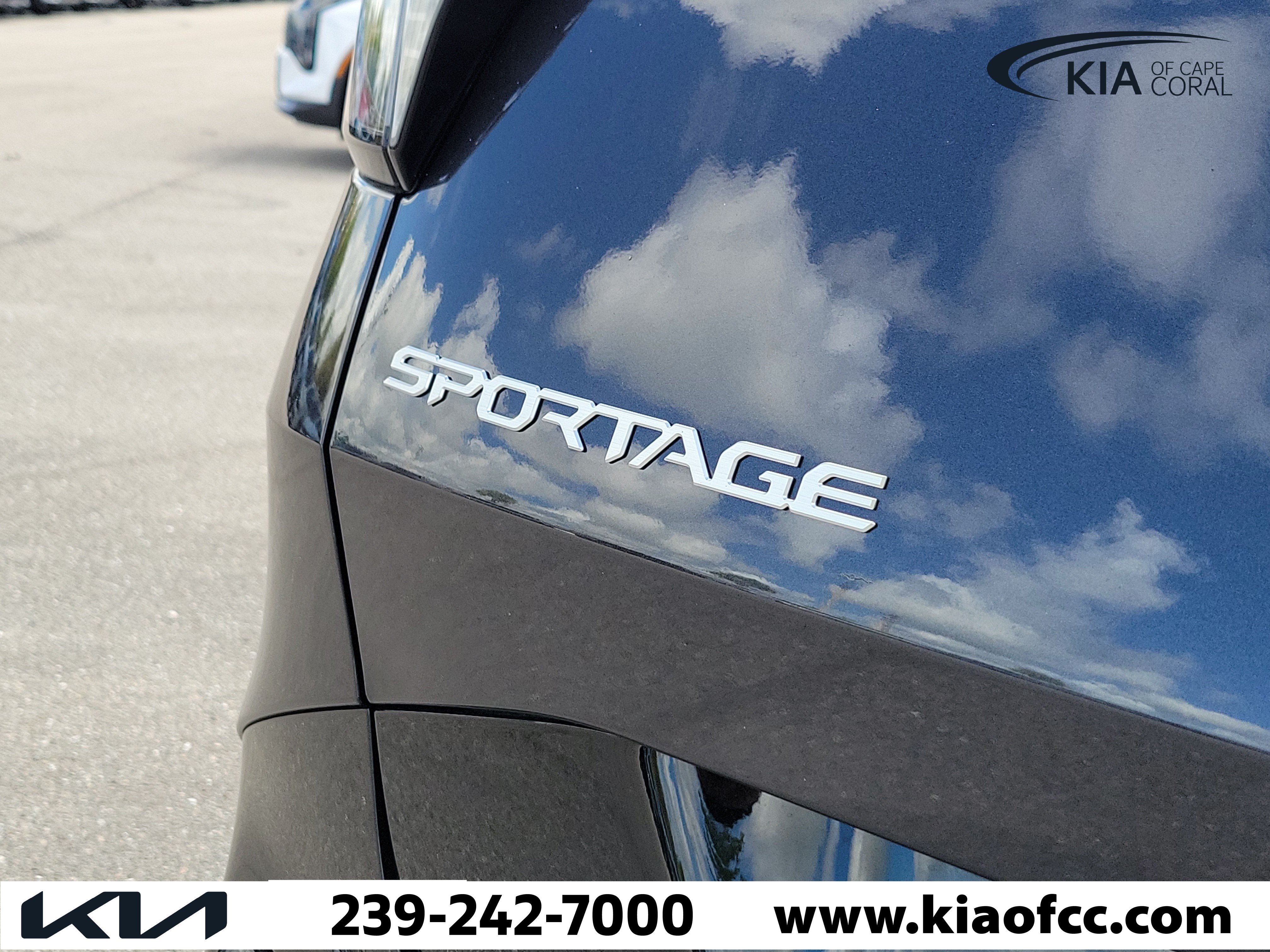 New 2027 Kia Sportage SX FWD image 10