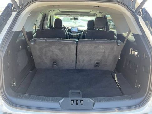 Used 2022 Ford Explorer Limited AWD/4WD image 19