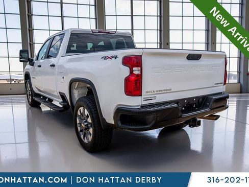 Used 2024 Chevrolet Silverado 2500 Custom w/ Custom Value Package AWD/4WD image 32