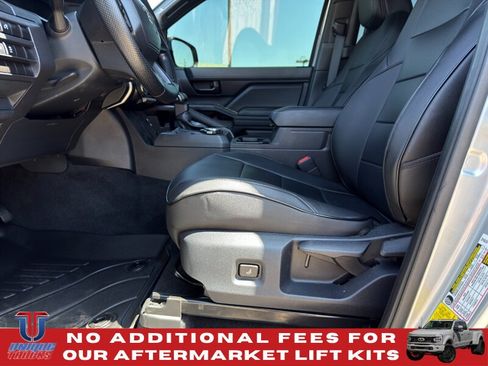 Used 2024 Toyota Tacoma SR AWD/4WD image 20