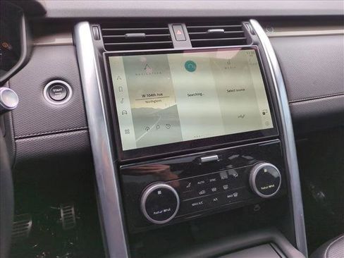 Used 2021 Land Rover Discovery S R-Dynamic image 13