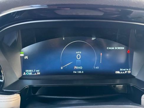 Certified 2023 Lincoln Corsair AWD image 17