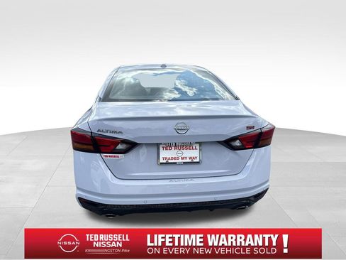 New 2025 Nissan Altima 2.5 SR image 4
