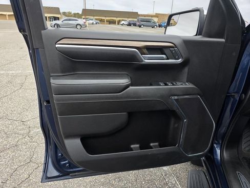 Used 2023 Chevrolet Silverado 1500 LT image 12